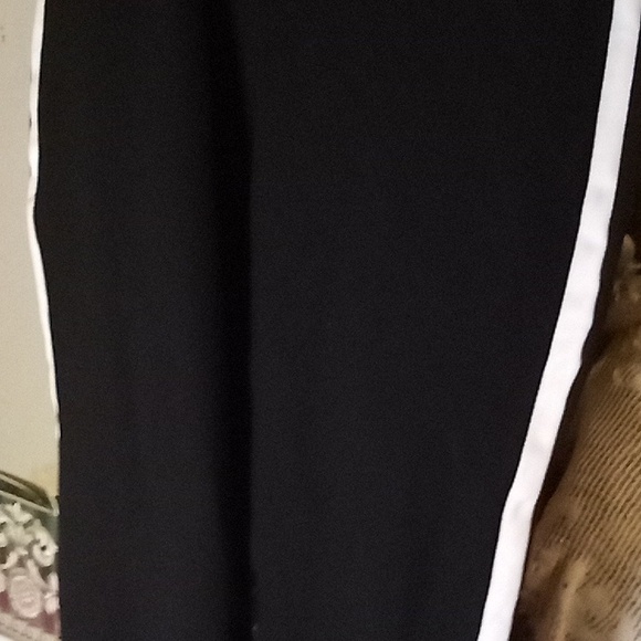 Torrid Capri pants size 2X - Picture 4 of 10